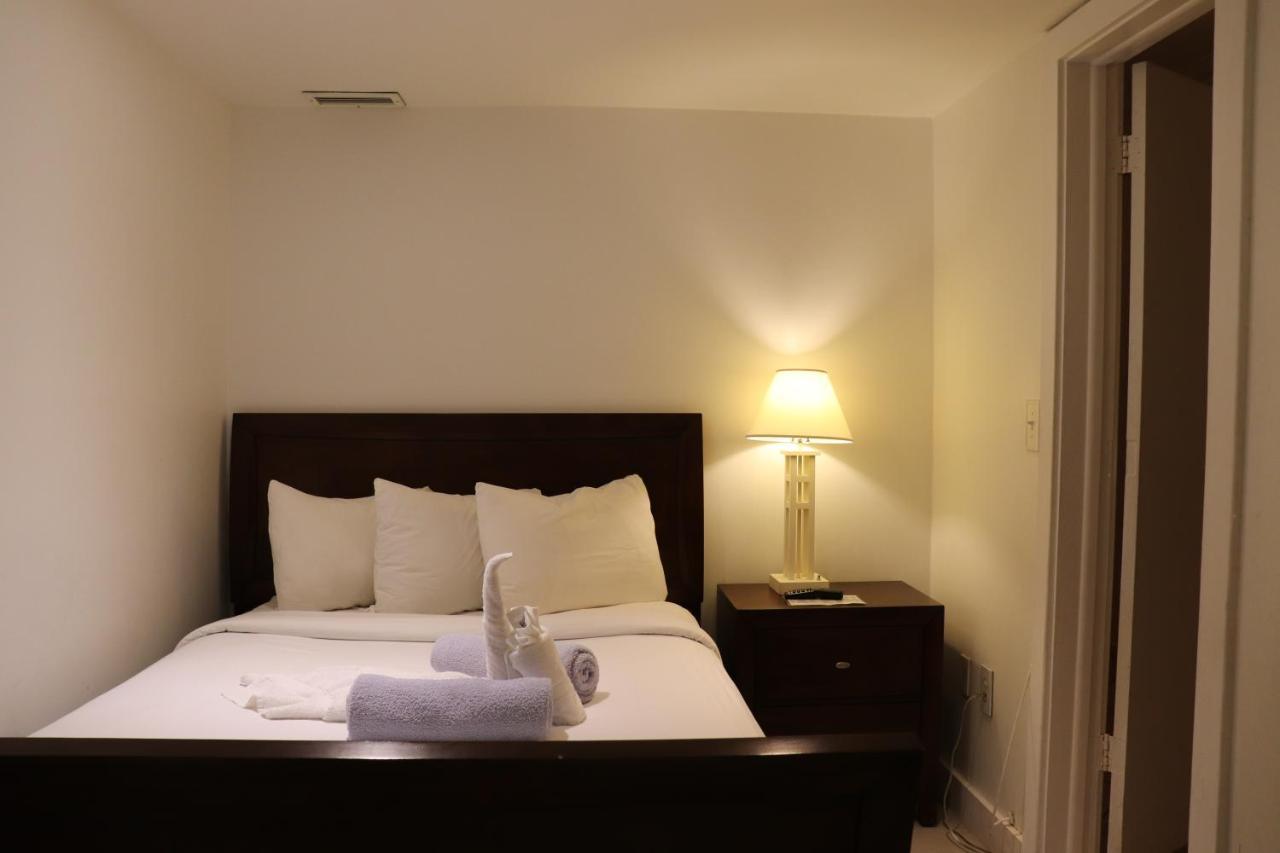 On Hollywood Beach - Affordable Two Bedrooms Sleeps 6 With Two Bathrooms Dania Beach Exterior foto