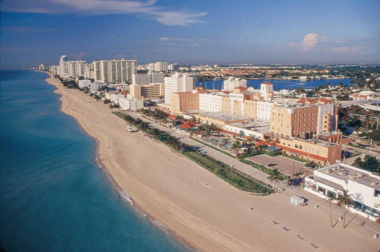 On Hollywood Beach - Affordable Two Bedrooms Sleeps 6 With Two Bathrooms Dania Beach Exterior foto