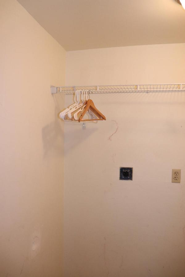 On Hollywood Beach - Affordable Two Bedrooms Sleeps 6 With Two Bathrooms Dania Beach Exterior foto